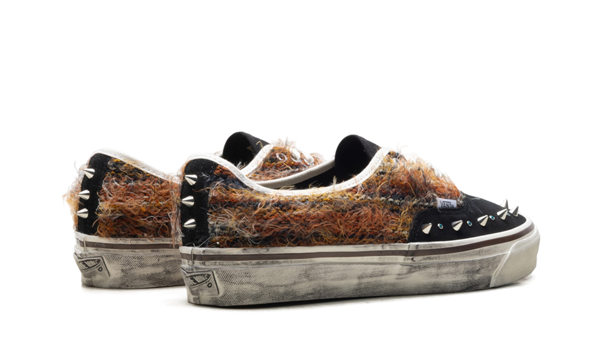 Premium LX Authentic 44 "Ibiza Pack Black" VN000DB8BML